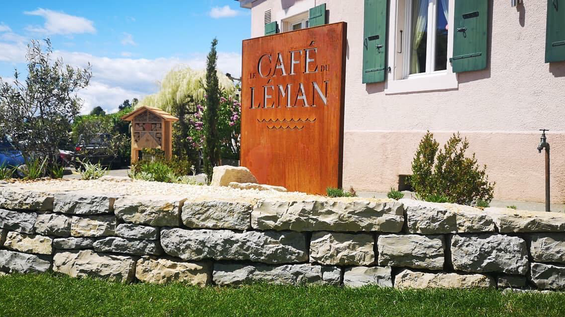 Enseigne du Café du Léman