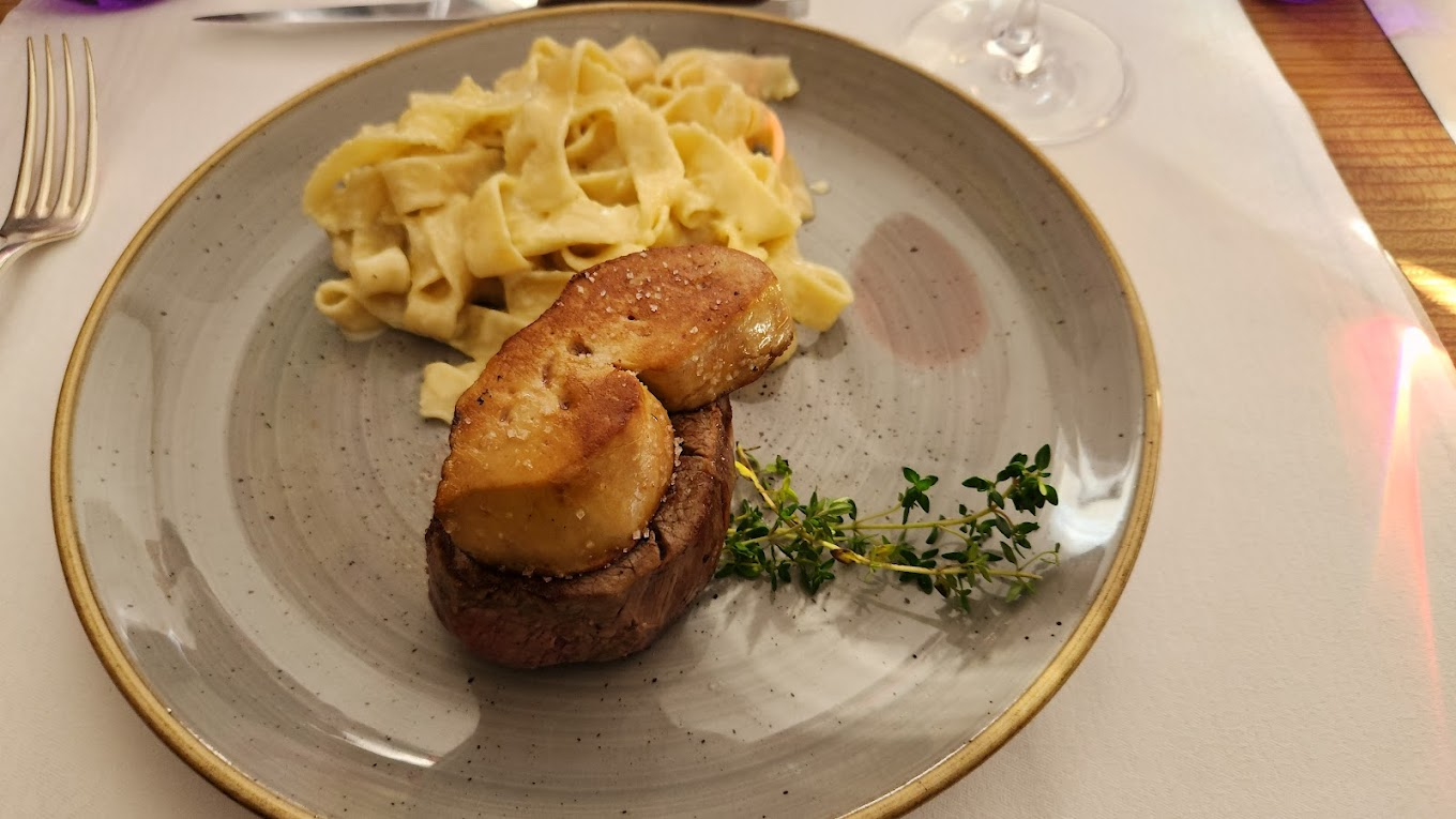 Tournedos au foie gras et tagliatelles fraîches